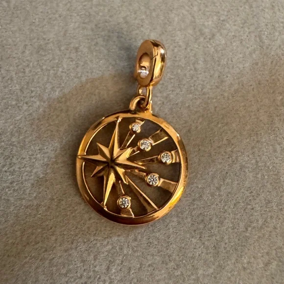 Pandora ME Rays of Life Medallion Rose Gold - Picture 2 of 10